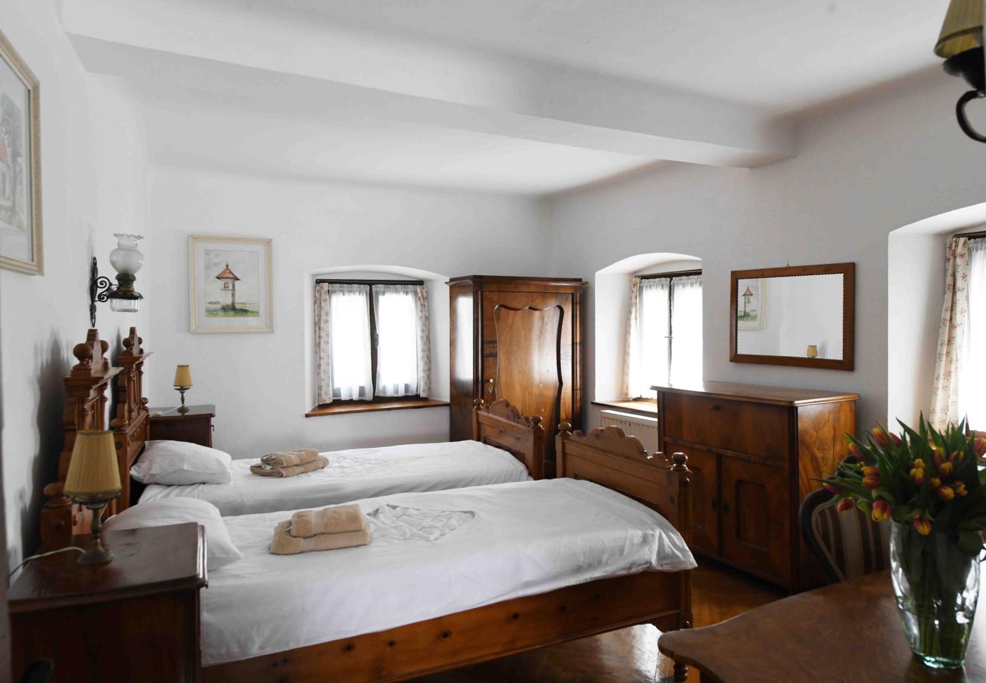 Baroque Villa Near Bled - Resort Vidmar Lesce  Luaran gambar