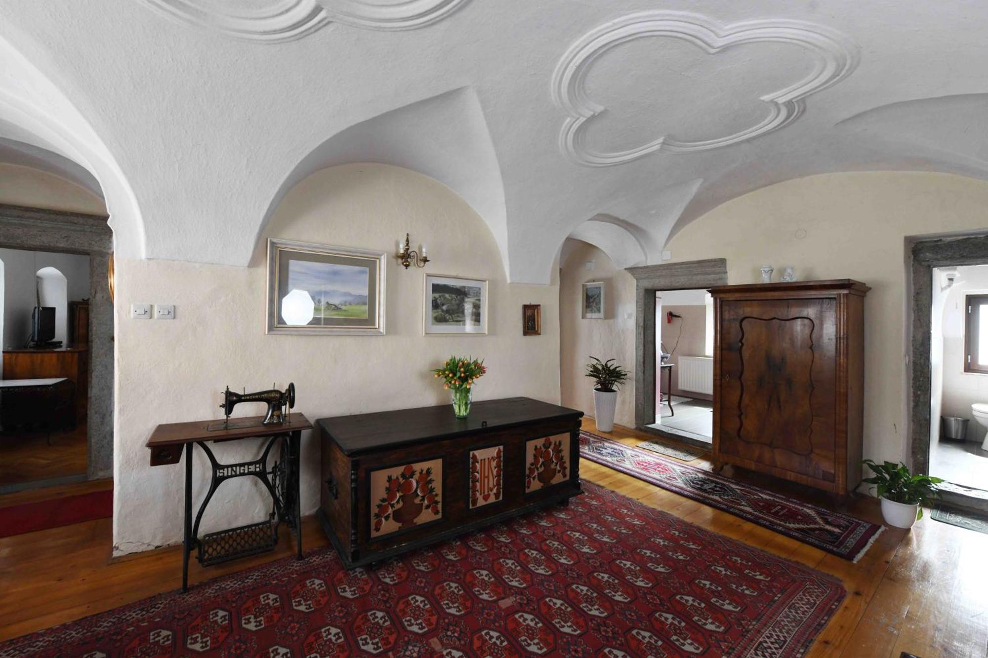 Baroque Villa Near Bled - Resort Vidmar Lesce  Luaran gambar