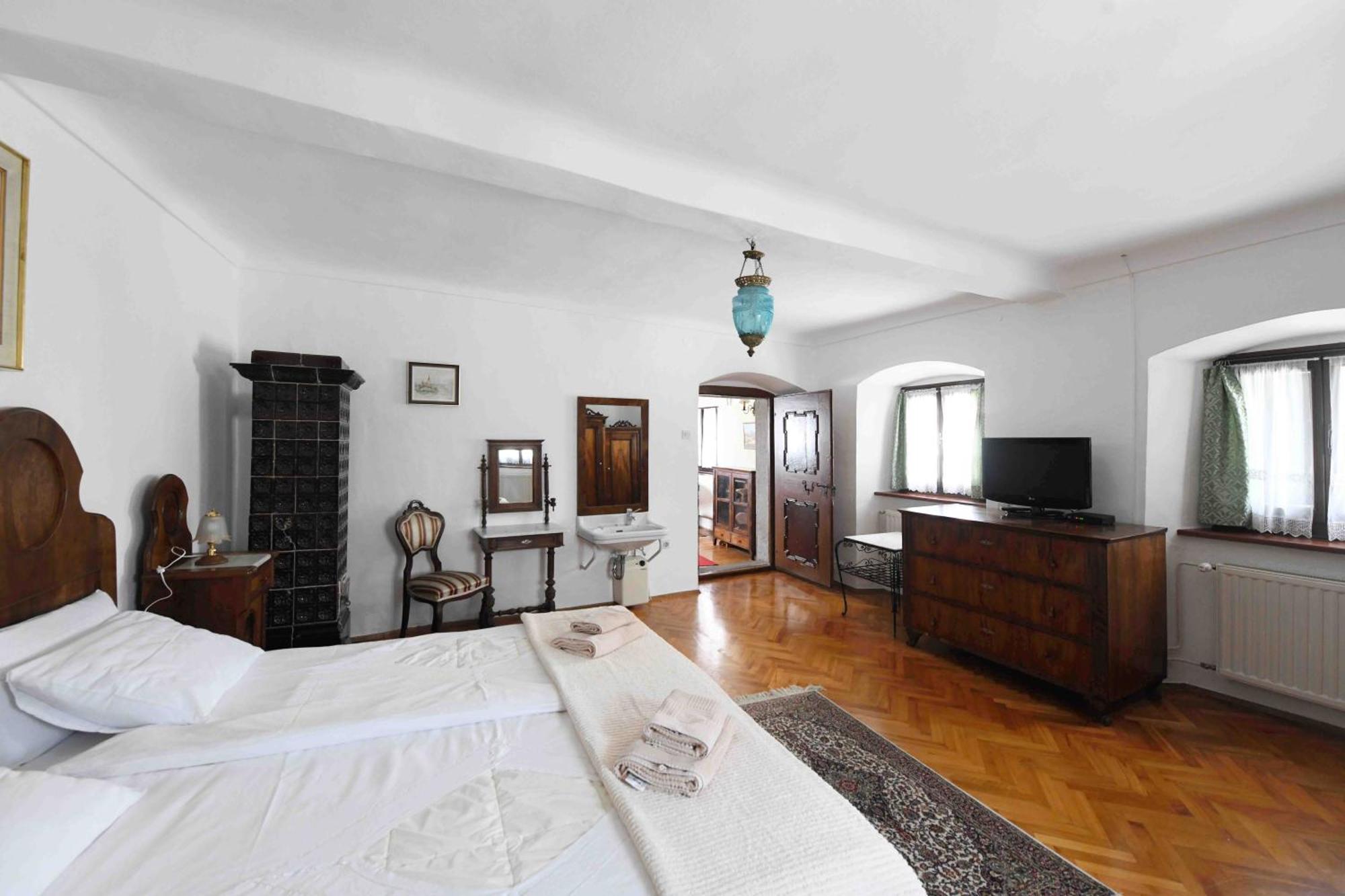 Baroque Villa Near Bled - Resort Vidmar Lesce  Luaran gambar